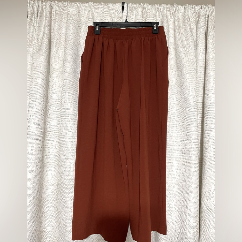 Nine West Rust Red Gauchos Size M